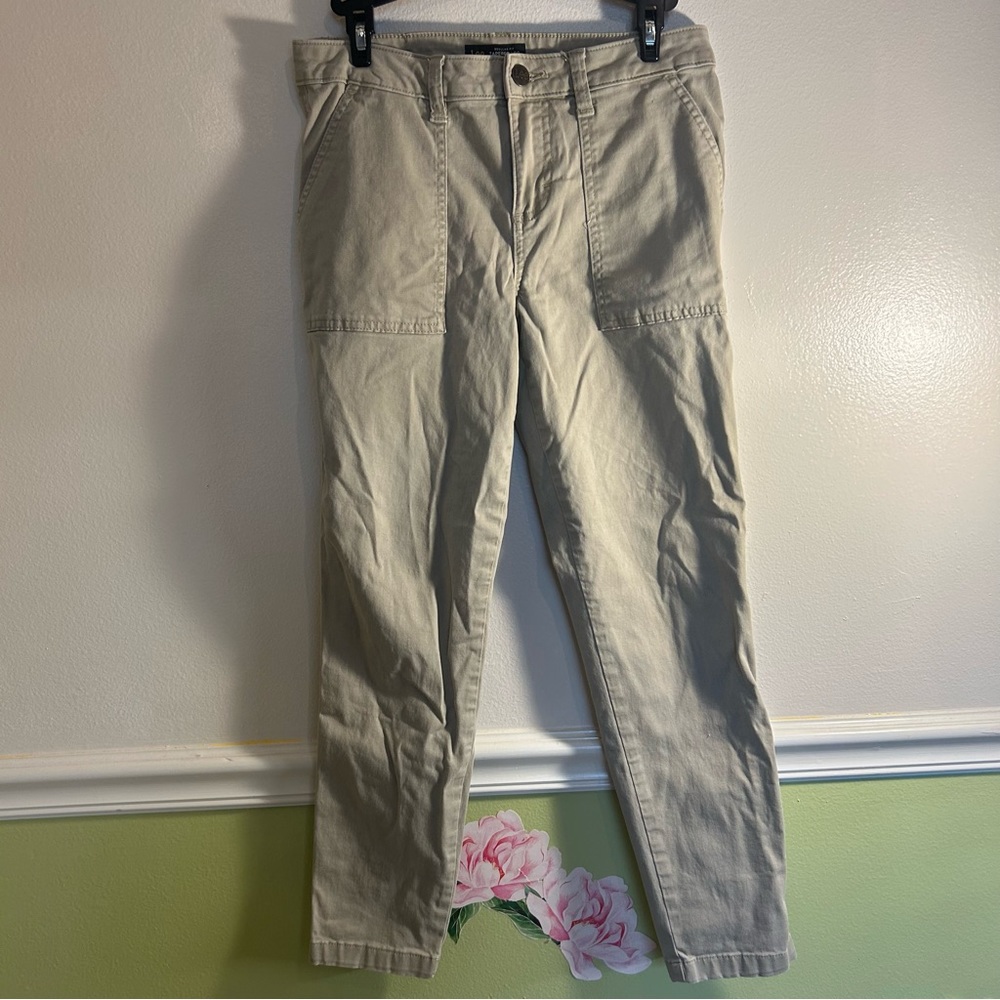 Lee Regular Fit Tapered Leg Mid Size Womens Size 4